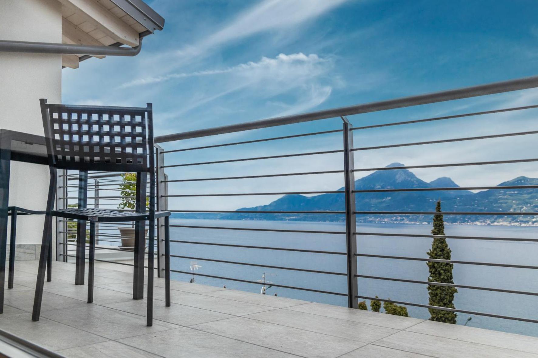 Residence Solei Classic & Plus Brenzone sul Garda Eksteriør billede