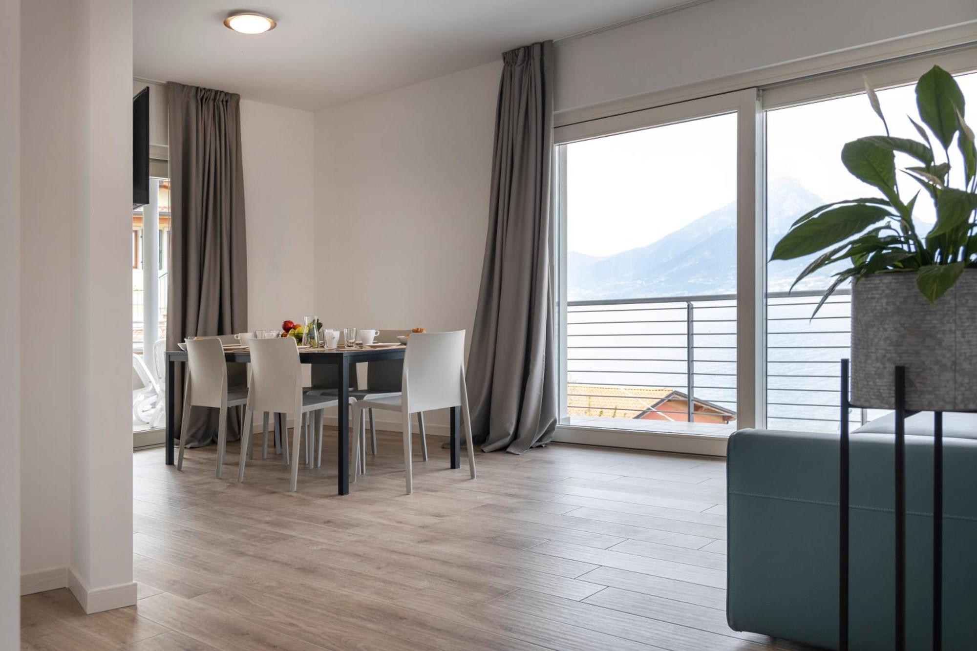 Residence Solei Classic & Plus Brenzone sul Garda Eksteriør billede