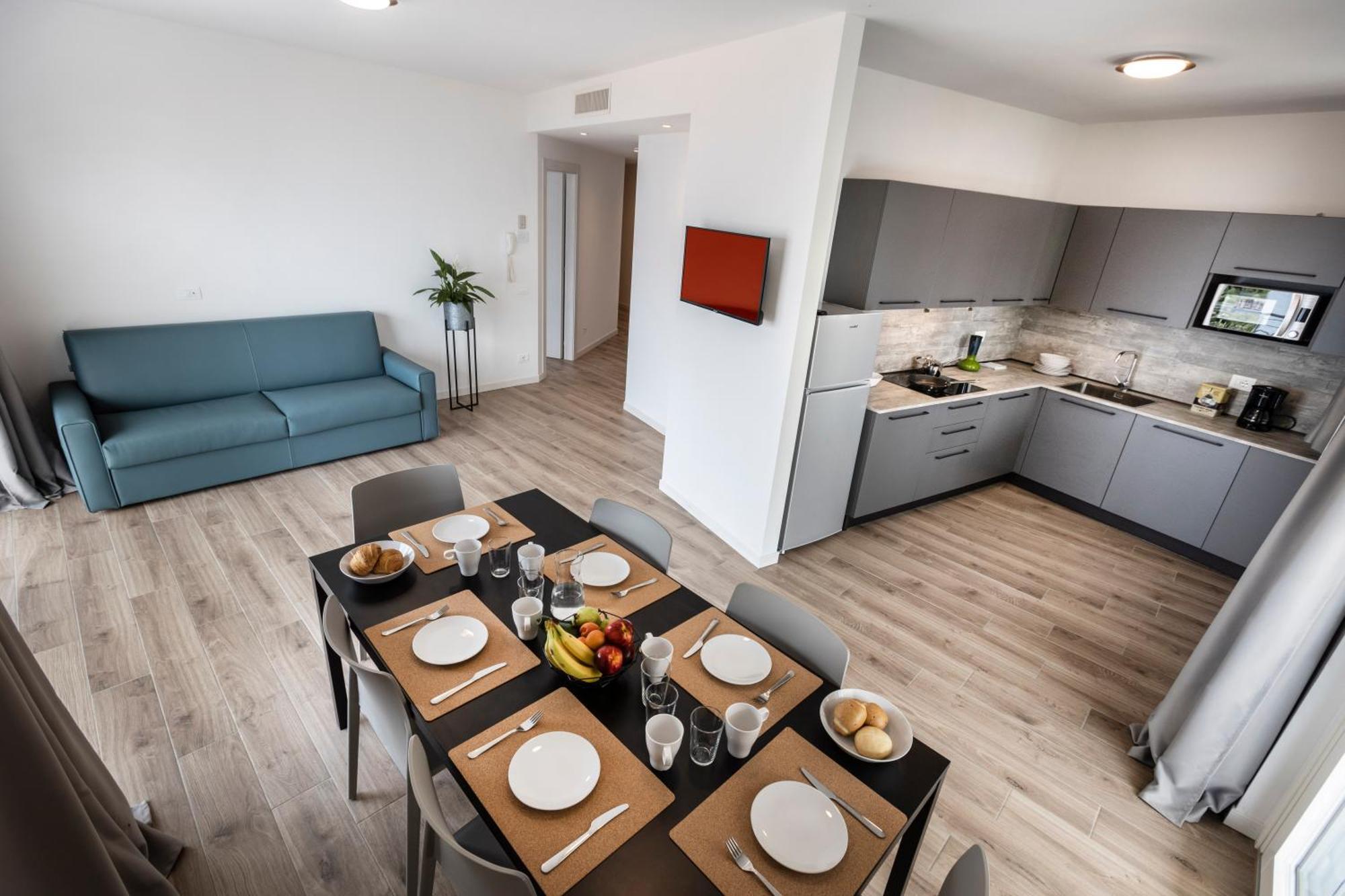 Residence Solei Classic & Plus Brenzone sul Garda Eksteriør billede