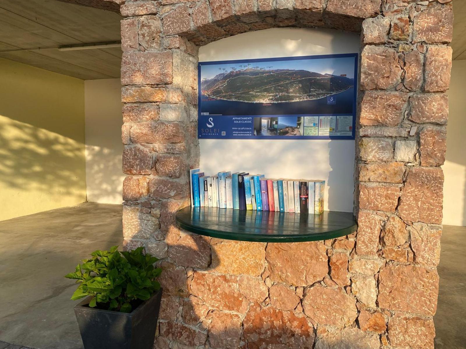 Residence Solei Classic & Plus Brenzone sul Garda Eksteriør billede