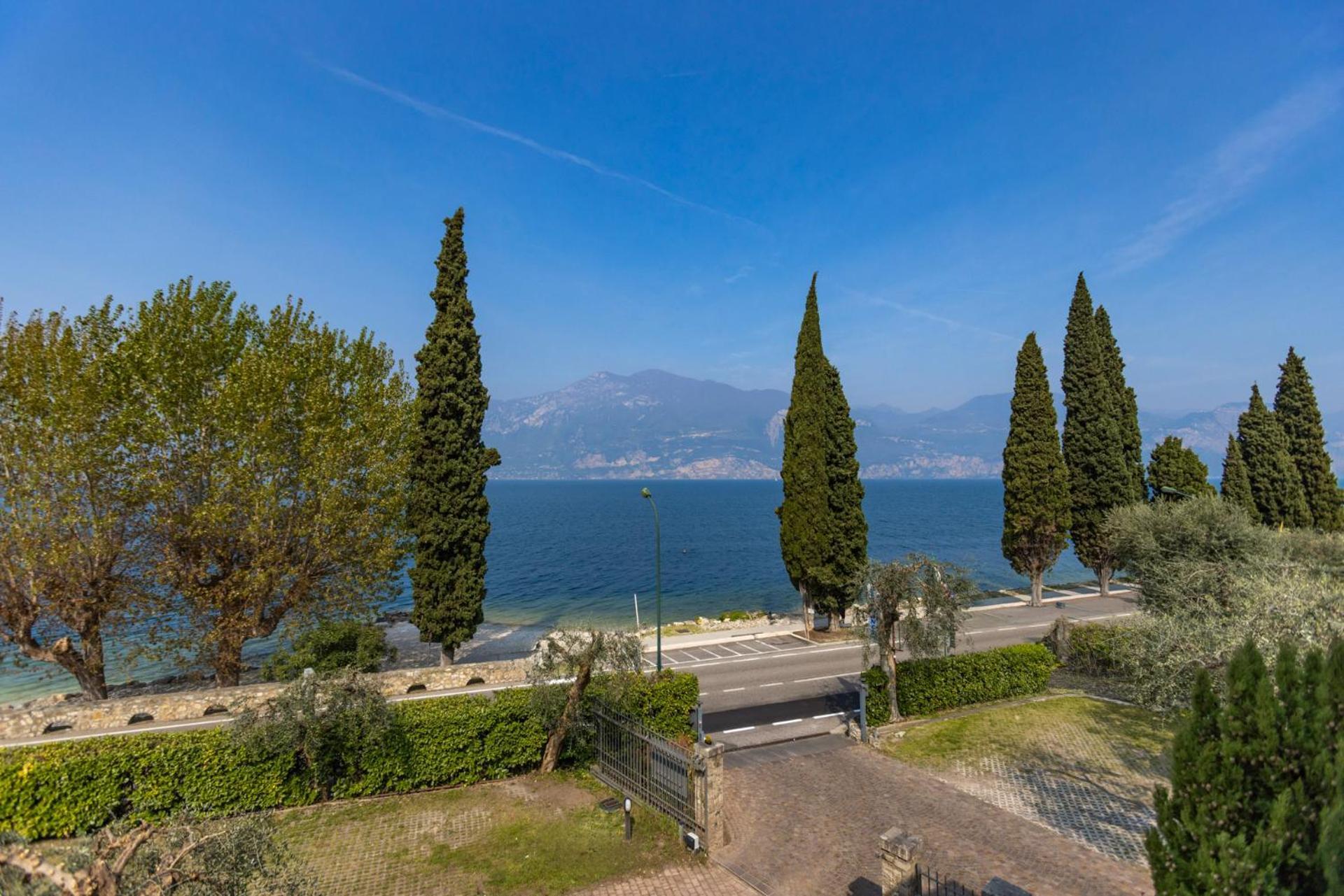 Residence Solei Classic & Plus Brenzone sul Garda Eksteriør billede