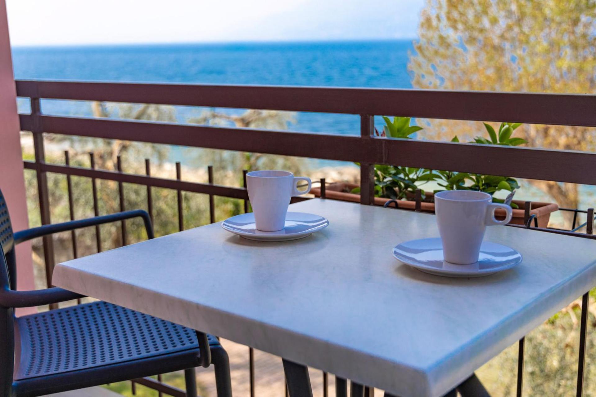 Residence Solei Classic & Plus Brenzone sul Garda Eksteriør billede